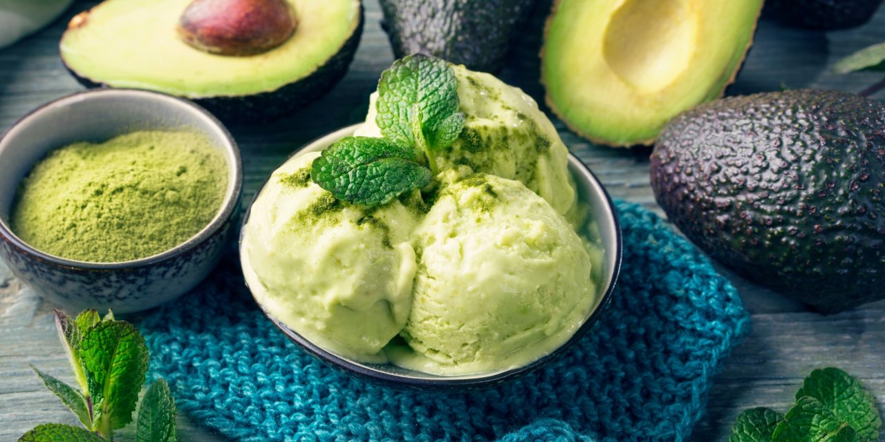 Avocados Are a Powerful Super Food for Health and Weight Loss